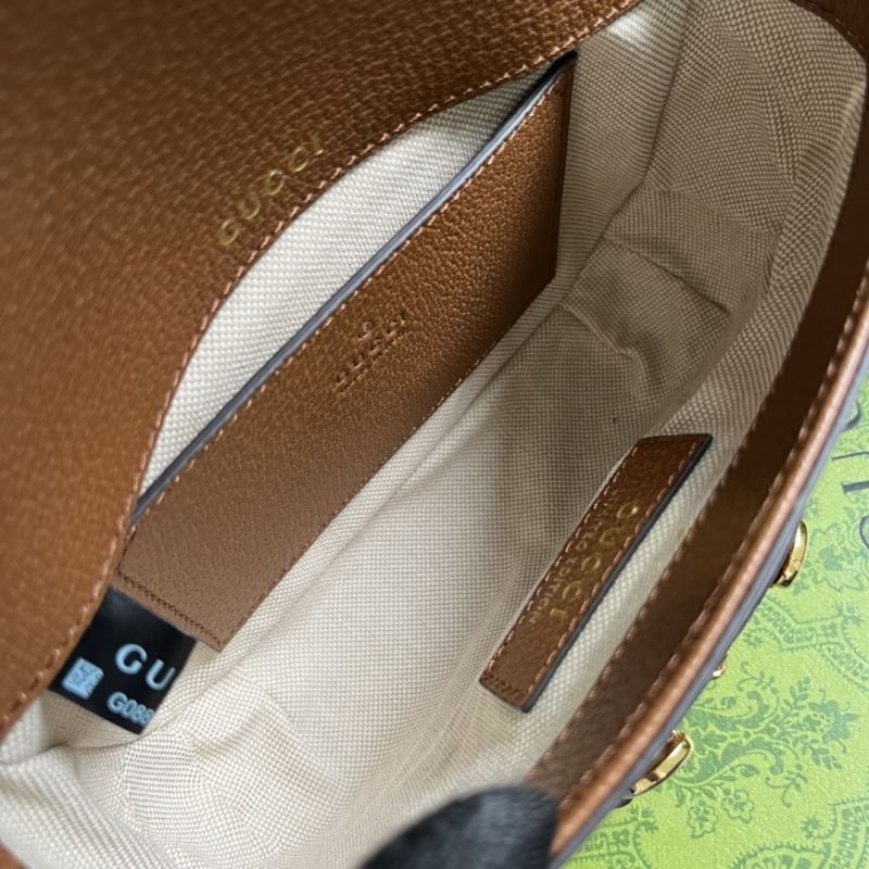 Gvc*1 horsebit bags
